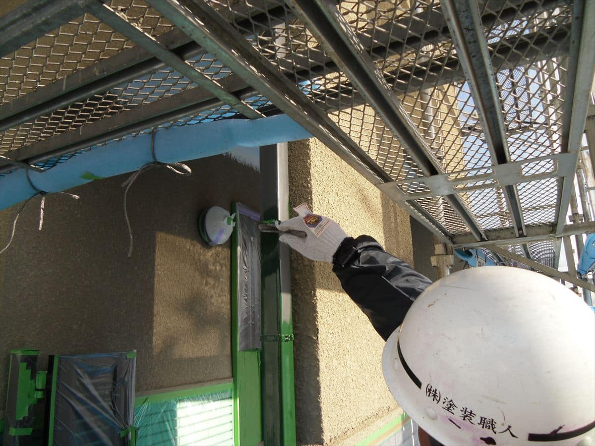 CIMG7929_R | 外壁塗装は神奈川県横浜市の塗装職人 外壁下塗り