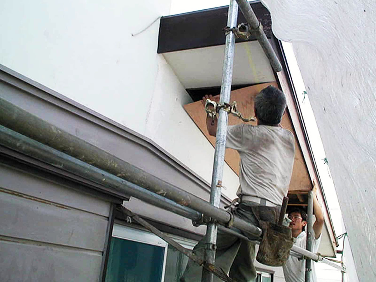 with_scaffold_043 | 外壁塗装は神奈川県横浜市の塗装職人