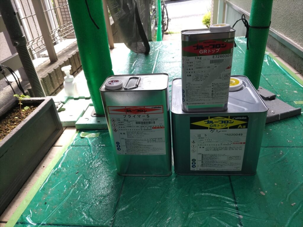プルーフロン プライマーSとGRトップのA液・B液の材料缶