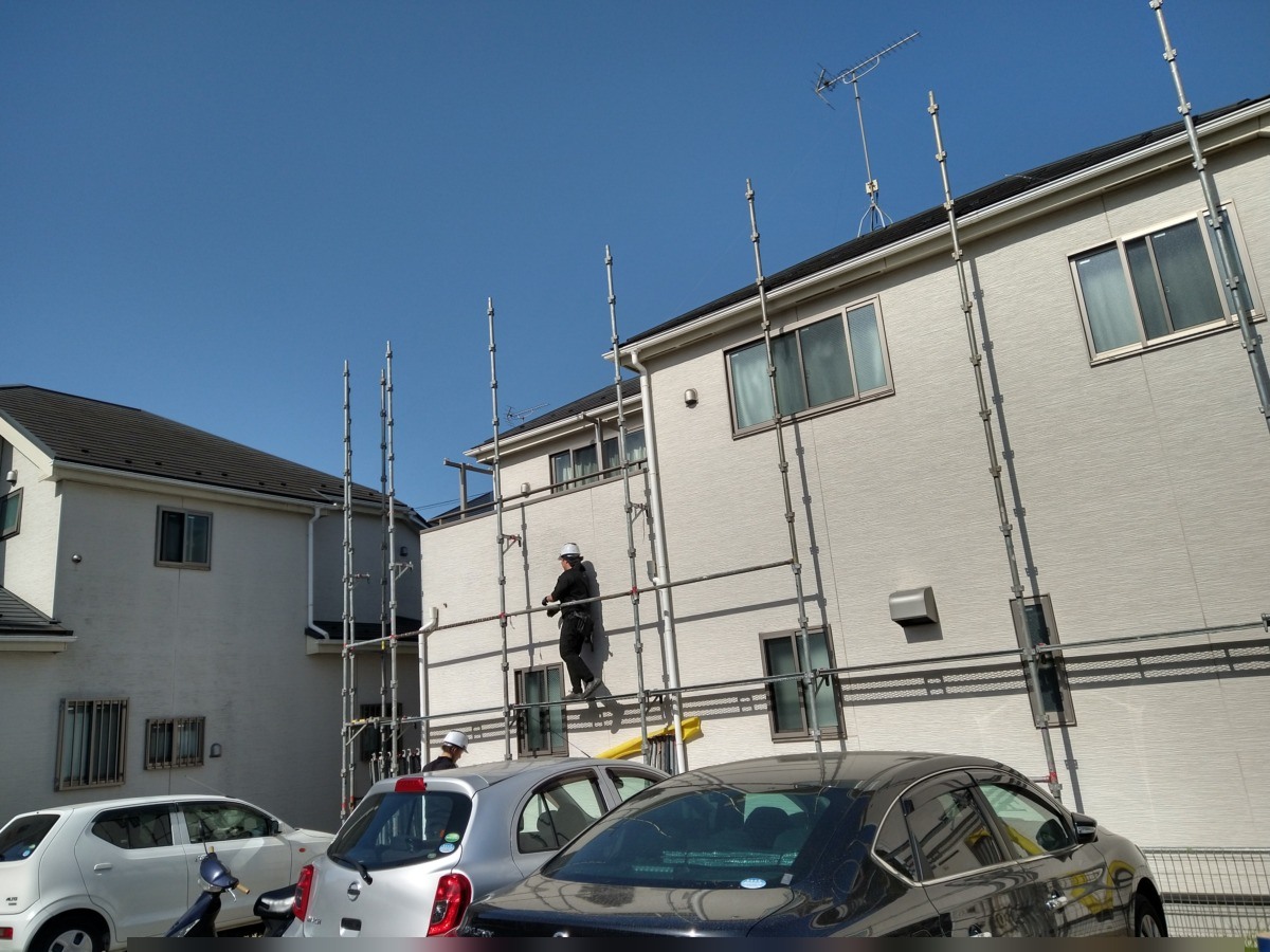 asahi-011-v2 | 外壁塗装は神奈川県横浜市の塗装職人 足場設置①