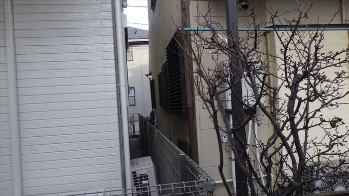 施工前の建物側面