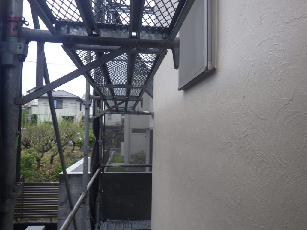 建物側面の仕上がり確認