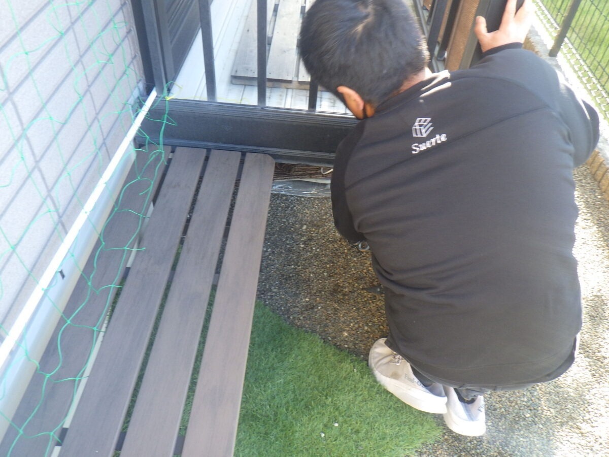roof-wall-renovation-009 | 外壁塗装は神奈川県横浜市の塗装職人 足場設置前の建物まわりの確認
