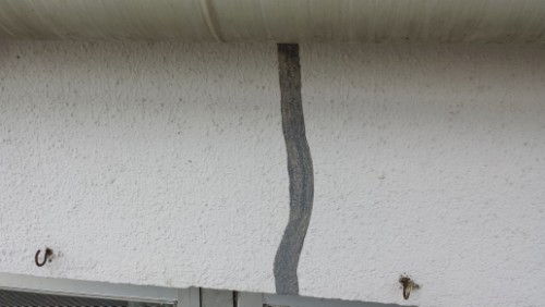2013年8月8日 横浜市保土ヶ谷区の外壁補修：モルタル詰