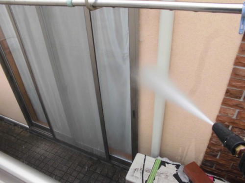 2014年2月24日　川崎市多摩区：ベランダ内外壁洗浄