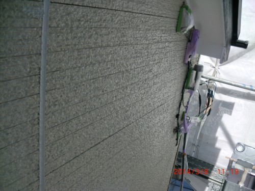 2014年3月8日　川崎市宮前区：2階外壁下塗り後
