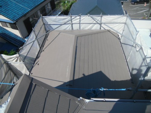 横須賀市久里浜：屋根上塗り後