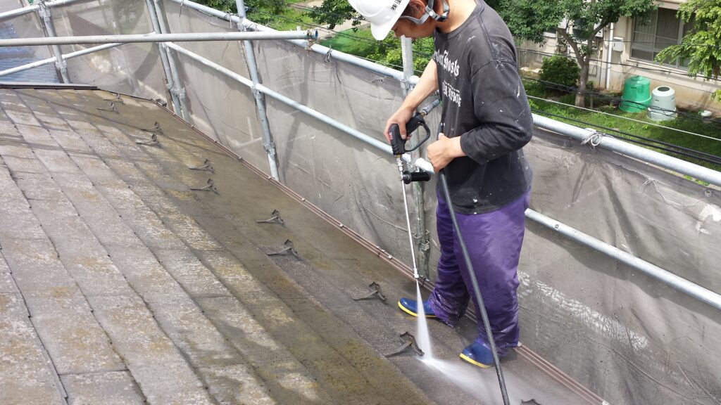株式会社塗装職人 2013年6月27日 川崎市での外壁塗装:高圧洗浄