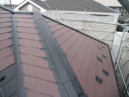 青葉区で遮熱性能のある塗料で屋根上塗り、雨戸塗装