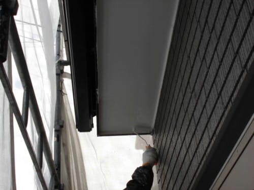 神奈川区での施工実績、軒上塗りと屋根下塗り