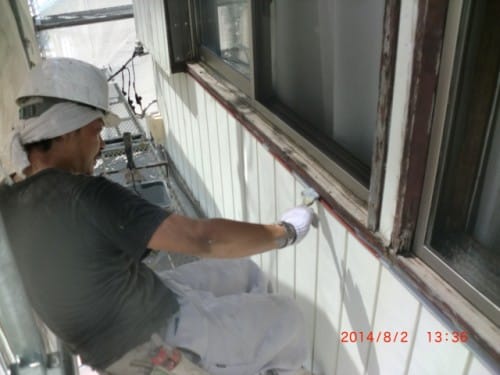 川崎市麻生区での外壁塗装、鉄部・木部・樋ケレンと下塗り