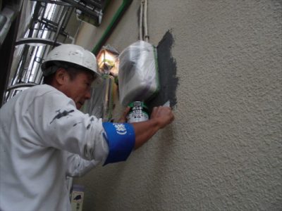 戸塚区でモルタルの外壁塗装、クラック補修
