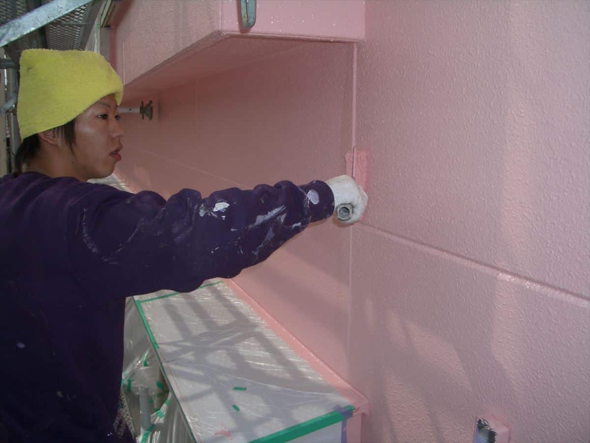 外壁塗装　ピンク塗料