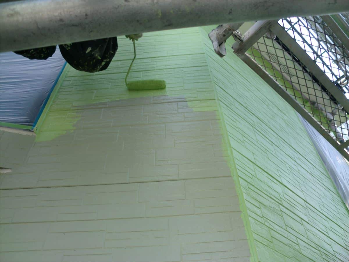 緑色の外壁塗装