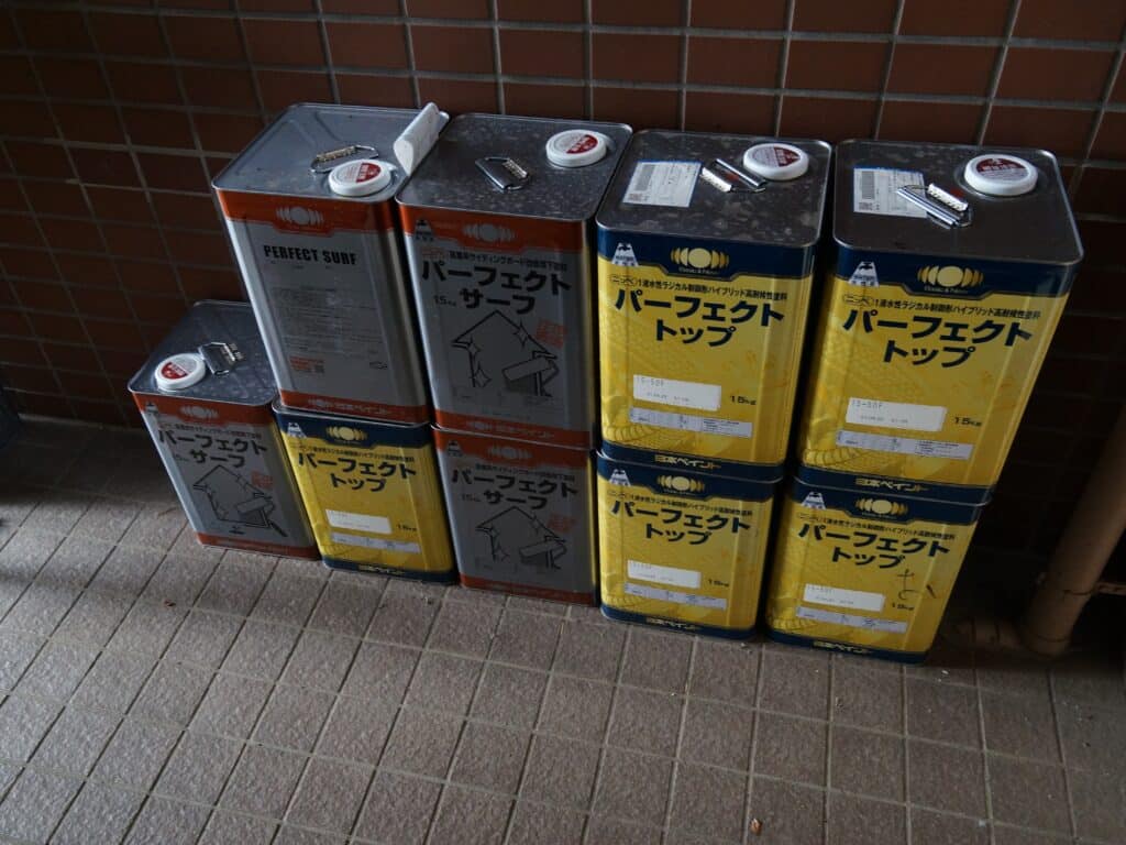 株式会社塗装職人 塗料9缶